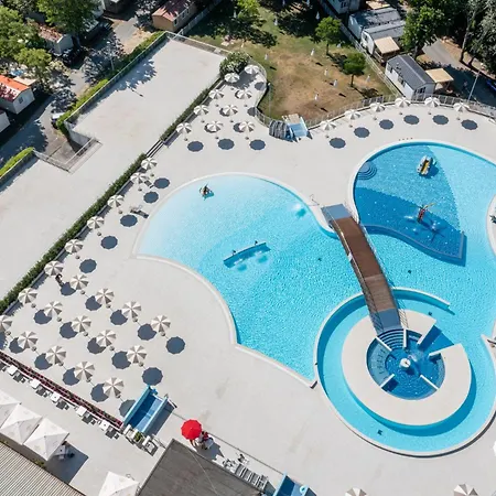 Club Del Sole Adriano Family Collection Parco vacanze 4*