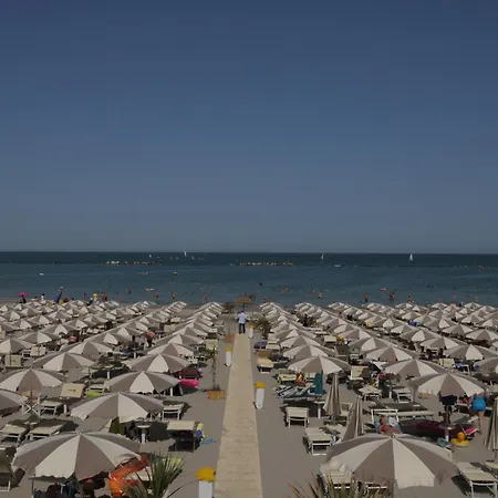 Club Del Sole Adriano Family Collection