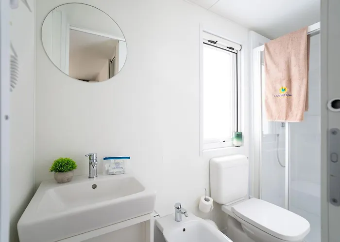 Club Del Sole Adriano Family Collection 4*