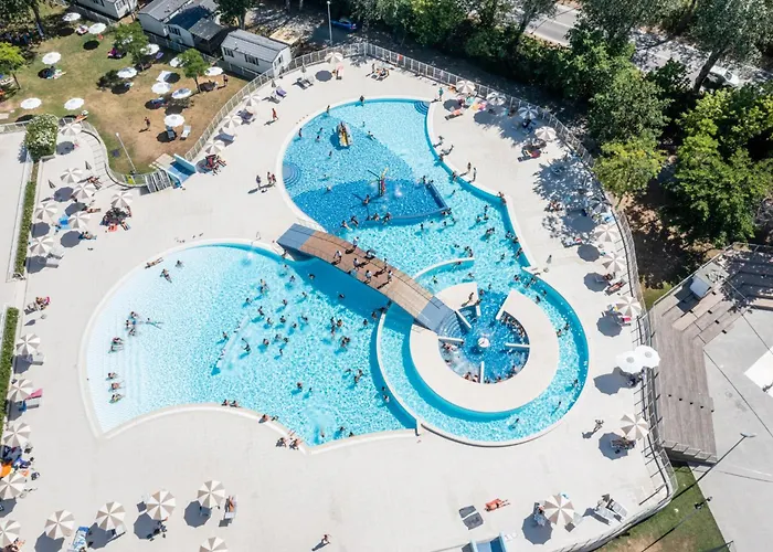 Club Del Sole Adriano Family Collection