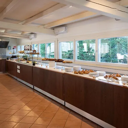 Club Del Sole Adriano Family Collection פארק נופש 4*