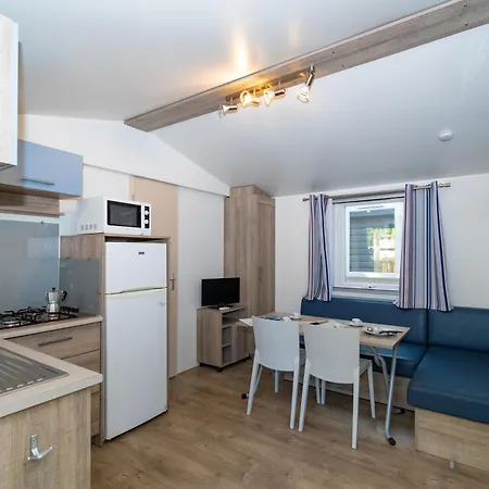 Club Del Sole Adriano Family Collection 4* פונטה מרינה