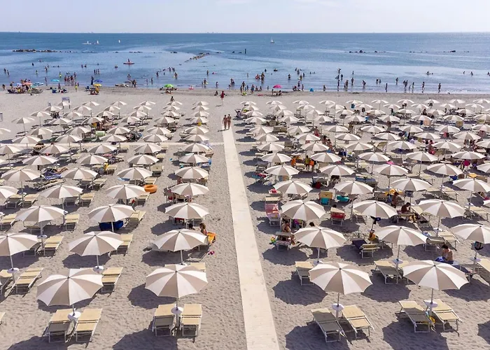 Club Del Sole Adriano Family Collection ホリデーパーク 4*